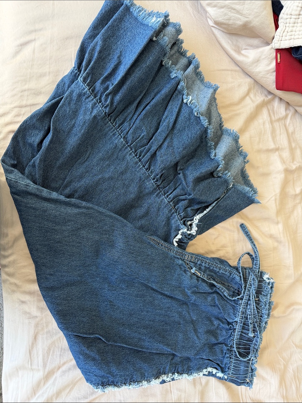 SHEIN Blue Paperbag Waist Cropped Jeans with Frayed Hem
